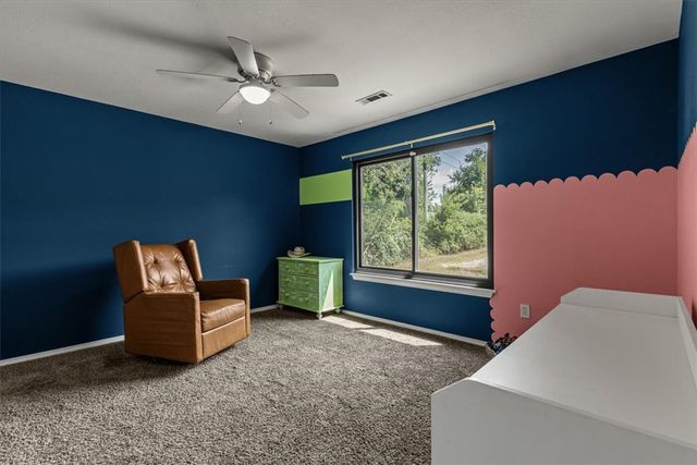 1988 W Liberty Avenue, Tontitown, AR 72762