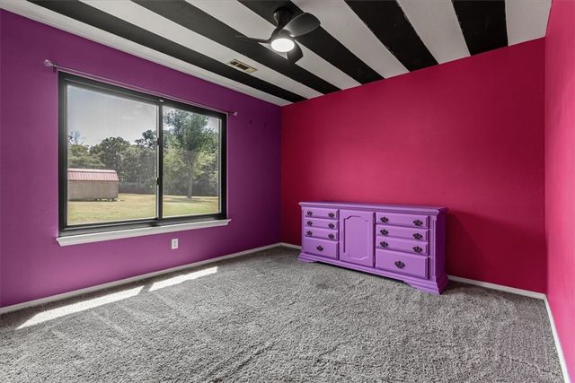 1988 W Liberty Avenue, Tontitown, AR 72762