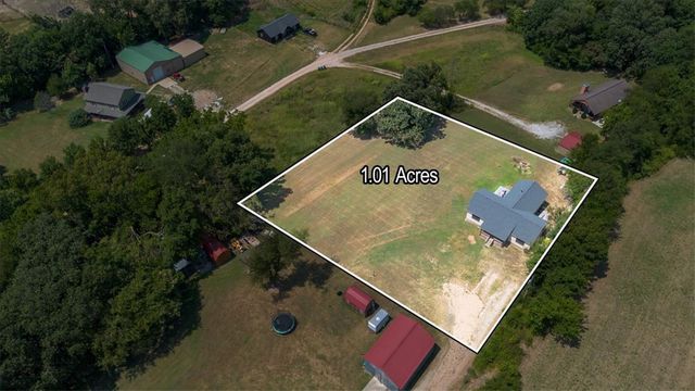1988 W Liberty Avenue, Tontitown, AR 72762
