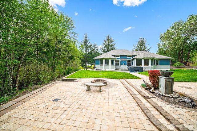 11940 Windtree Lane SE, Rainier, WA 98576