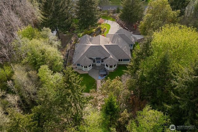 11940 Windtree Lane SE, Rainier, WA 98576