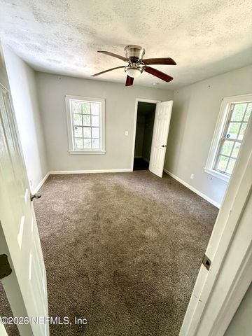 10565 BESSENT Road N, Jacksonville, FL 32218
