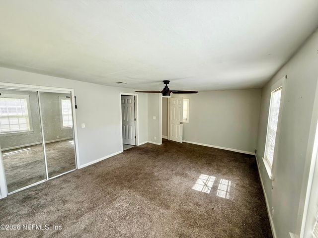 10565 BESSENT Road N, Jacksonville, FL 32218