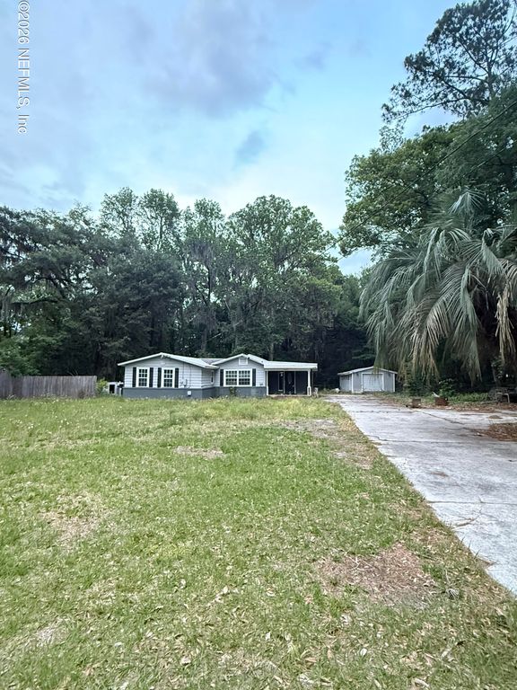 10565 BESSENT Road N, Jacksonville, FL 32218