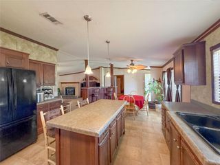 845 Caldwell ST, Lexington, TX 78947