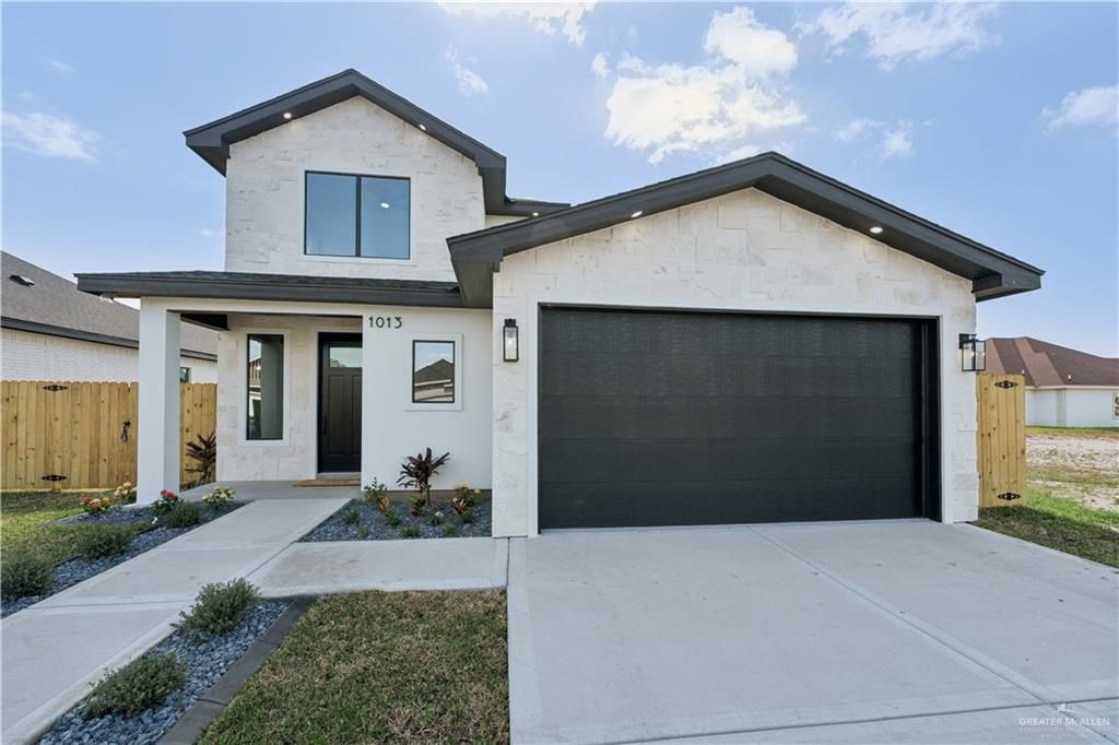 1013 Azalea Street, Mission, TX 78573