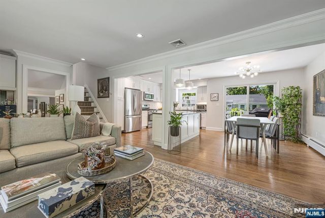 369 Voorhis Avenue, Wyckoff, NJ 07481