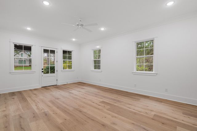 27 Cherry Laurel Loop, Hattiesburg, MS 39402