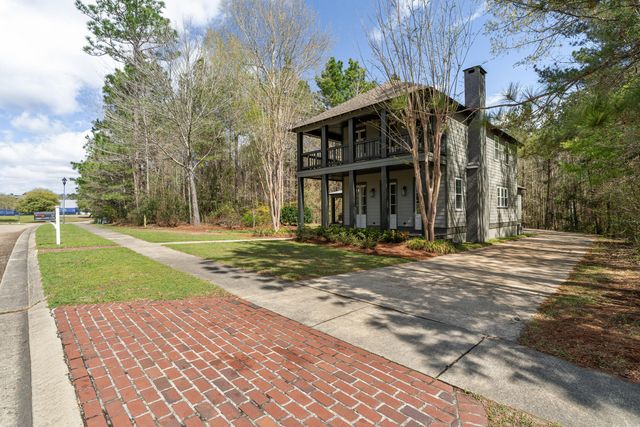 27 Cherry Laurel Loop, Hattiesburg, MS 39402