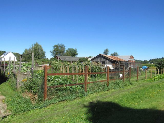 258 Elm Street, Barton, VT 05822