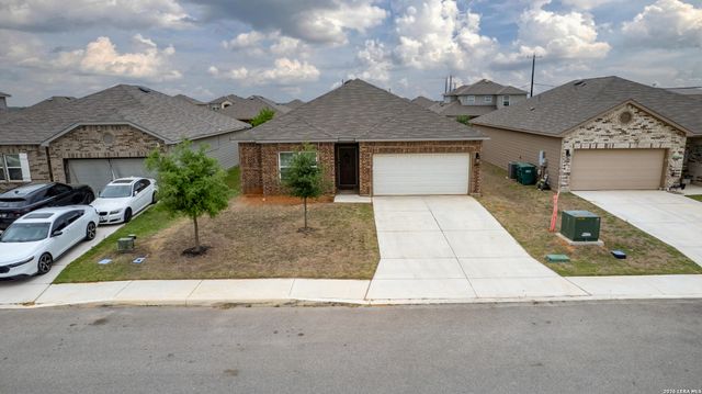 20009 HUCKLEBERRY ST, Lytle, TX 78052