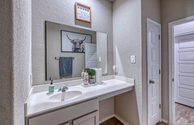 20009 HUCKLEBERRY ST, Lytle, TX 78052