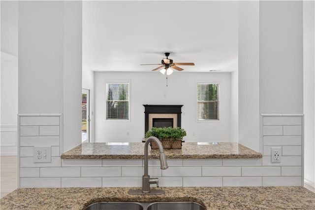 6837 Big Sky Drive, Flowery Branch, GA 30542