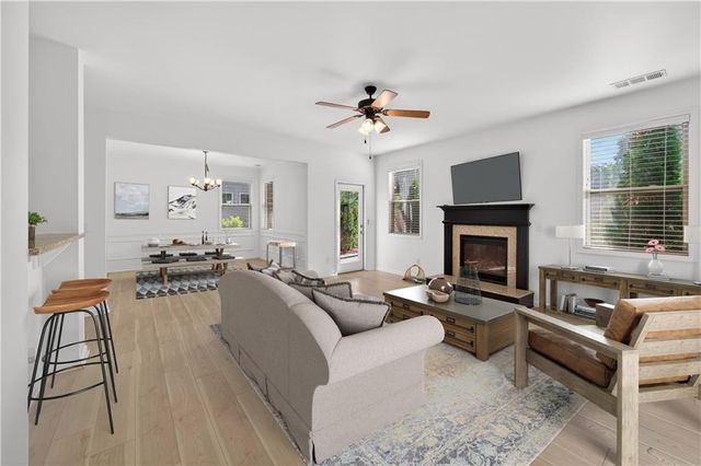 6837 Big Sky Drive, Flowery Branch, GA 30542