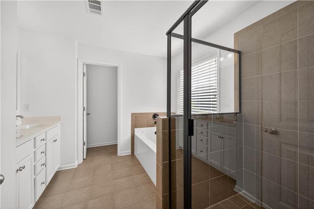 6837 Big Sky Drive, Flowery Branch, GA 30542