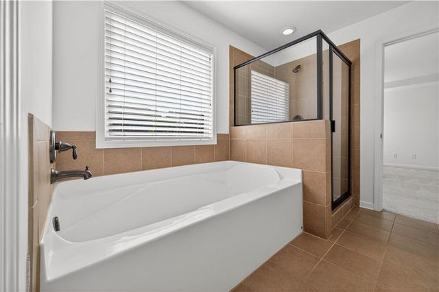 6837 Big Sky Drive, Flowery Branch, GA 30542