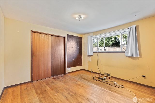 5706 S Upland Road, Seattle, WA 98118