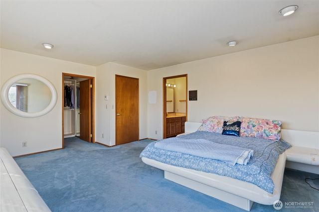 5706 S Upland Road, Seattle, WA 98118