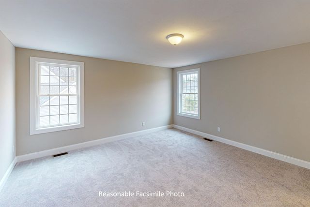 105 Lantern Drive, Sandown, NH 03873