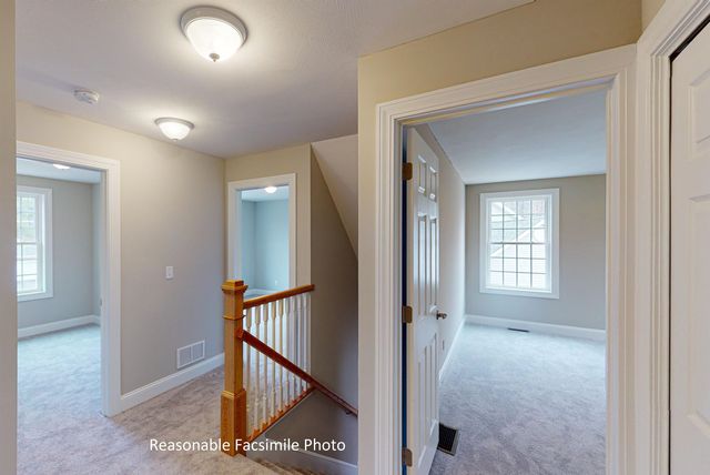 105 Lantern Drive, Sandown, NH 03873
