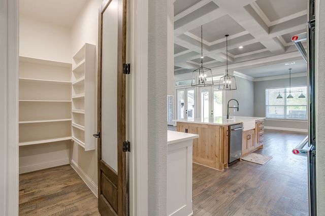 2161 Eagles Ridge Drive, Weatherford, TX 76087