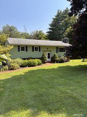 34 Andre Drive, Litchfield, CT 06778