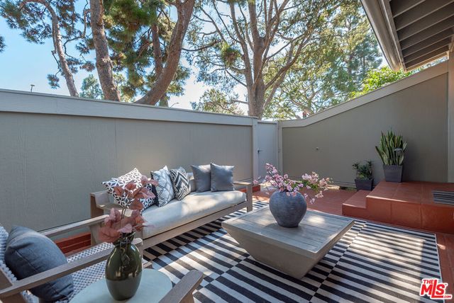 13135 Mindanao Way 5, Marina Del Rey, CA 90292