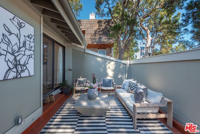 13135 Mindanao Way 5, Marina Del Rey, CA 90292