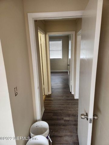 713 4TH Avenue S, Jacksonville Beach, FL 32250