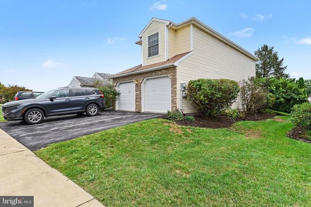 729 N HIGHLANDS DR, Harrisburg, PA 17111