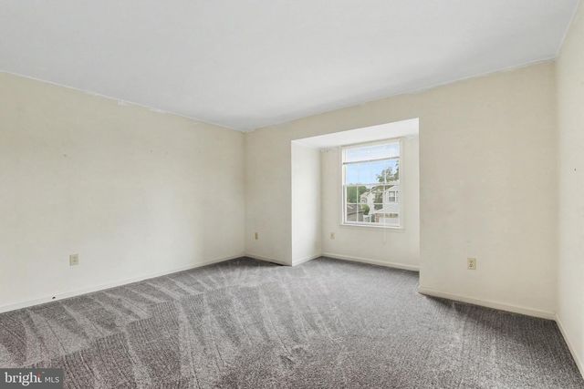 729 N HIGHLANDS DR, Harrisburg, PA 17111