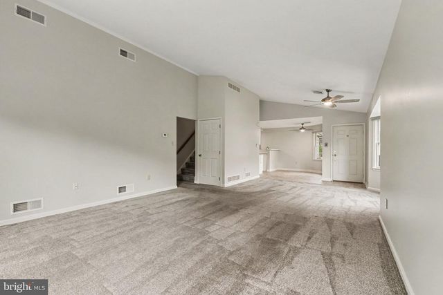 729 N HIGHLANDS DR, Harrisburg, PA 17111