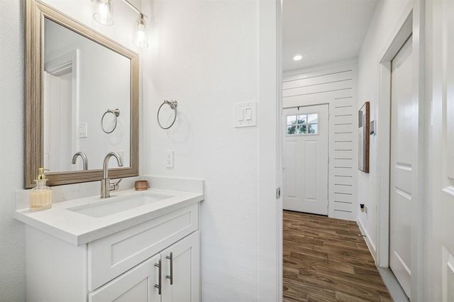 7245 Conley Street, Houston, TX 77021