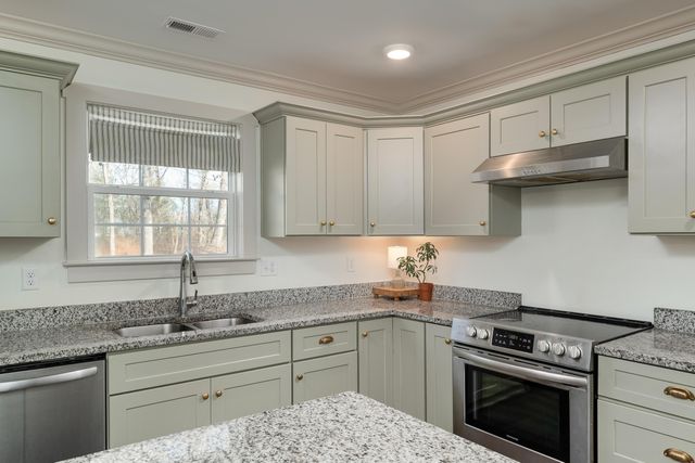 168 Middle Road, Lookout Mountain, GA 30750