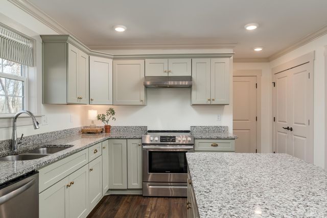 168 Middle Road, Lookout Mountain, GA 30750