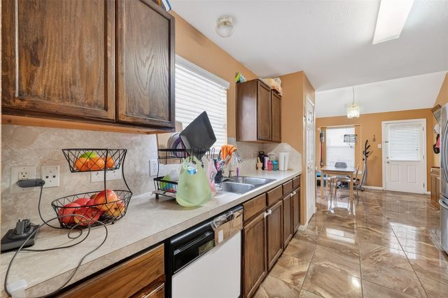 11735 Alief Clodine Road 1, Houston, TX 77072