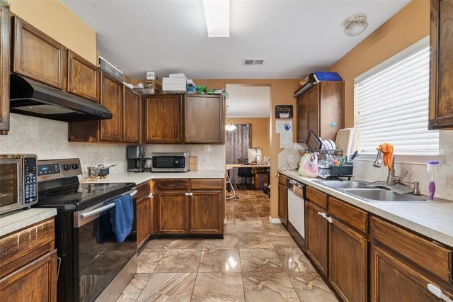 11735 Alief Clodine Road 1, Houston, TX 77072