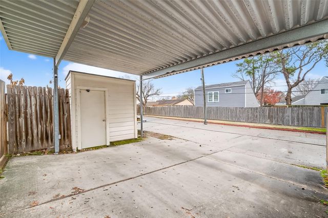 11735 Alief Clodine Road 1, Houston, TX 77072