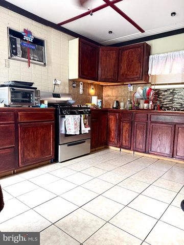 906 WASHINGTON AVE, Croydon, PA 19021