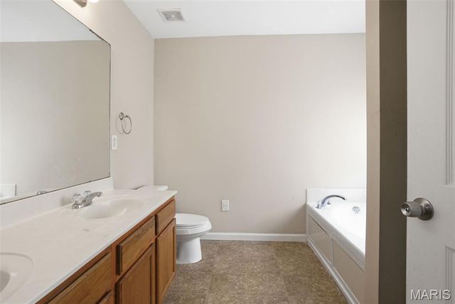 9537 Wilson Bridge Drive, St Louis, MO 63136