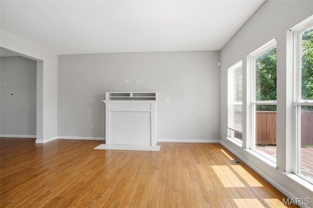 9537 Wilson Bridge Drive, St Louis, MO 63136