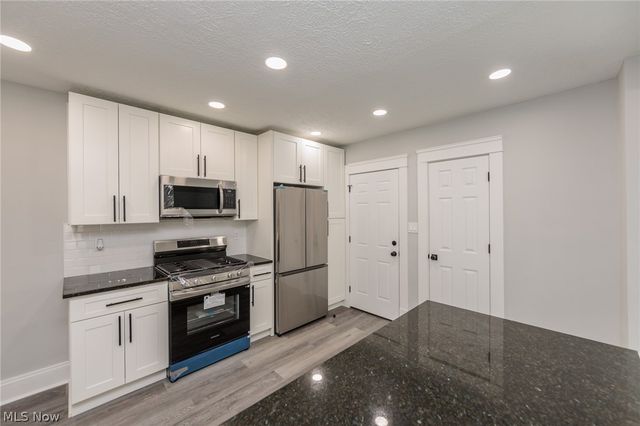3569 W 136th Street, Cleveland, OH 44111