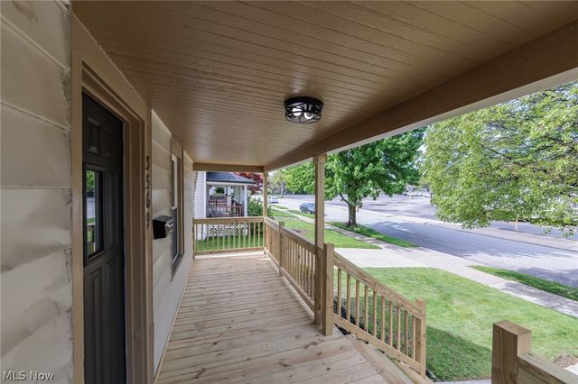 3569 W 136th Street, Cleveland, OH 44111