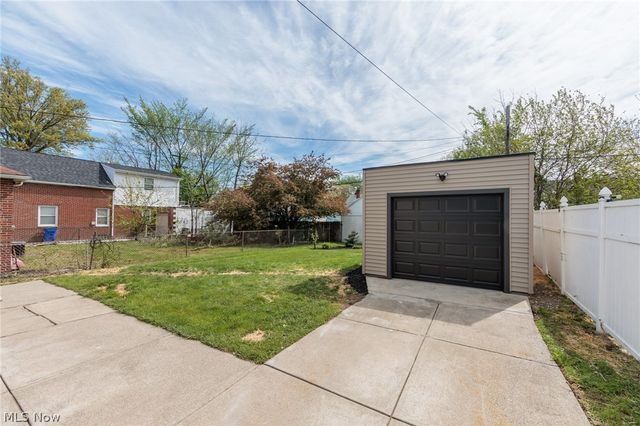 3569 W 136th Street, Cleveland, OH 44111