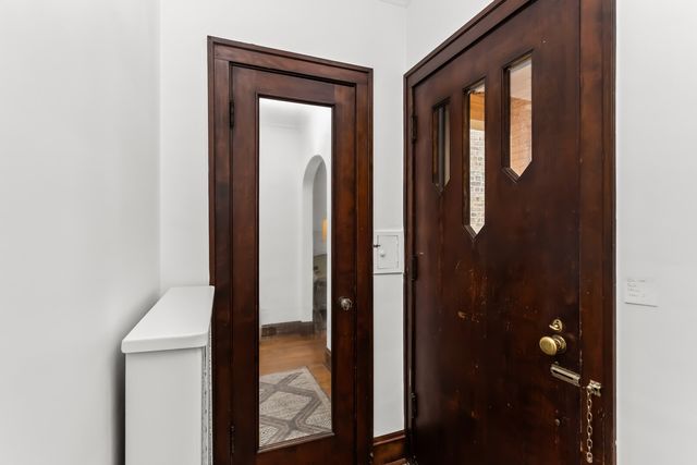 1719 N Newcastle Avenue, Chicago, IL 60707