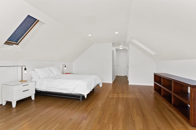 1719 N Newcastle Avenue, Chicago, IL 60707