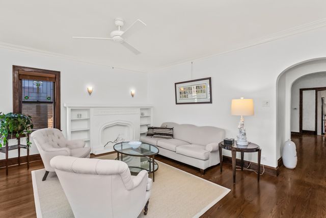 1719 N Newcastle Avenue, Chicago, IL 60707