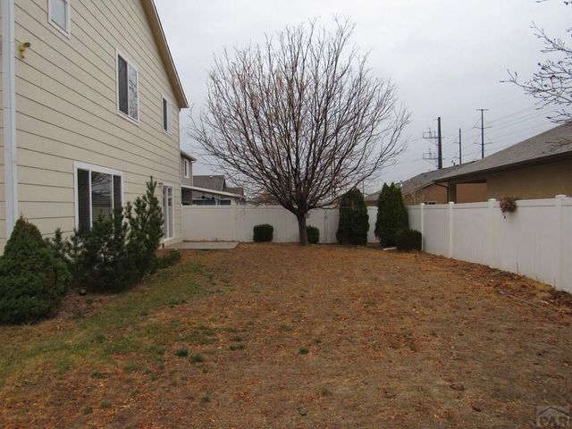 2223 Inspiration Ln, Pueblo, CO 81008