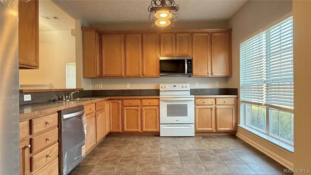 9505 Greythorne Court, Montgomery, AL 36117