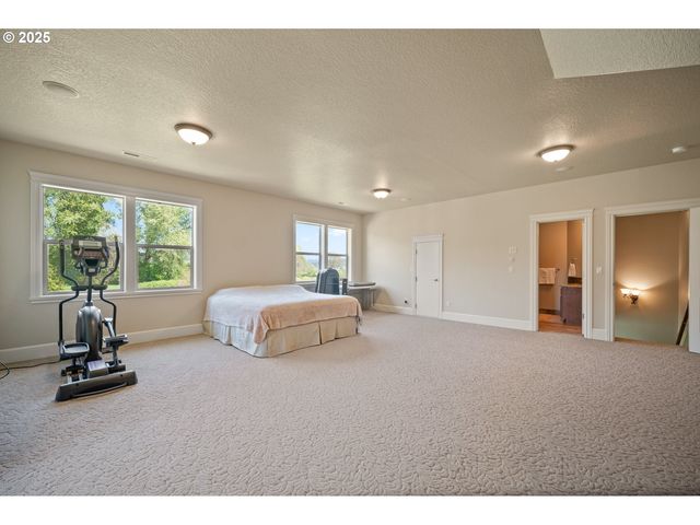 26740 S FISH Rd, Mulino, OR 97042